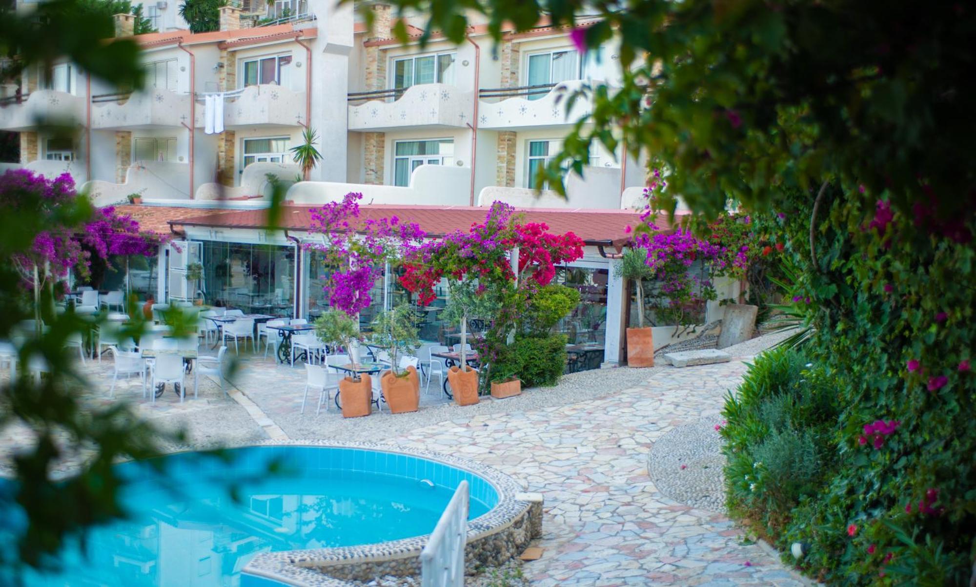 Bougainville Bay Apartments Sarandë Eksteriør bilde