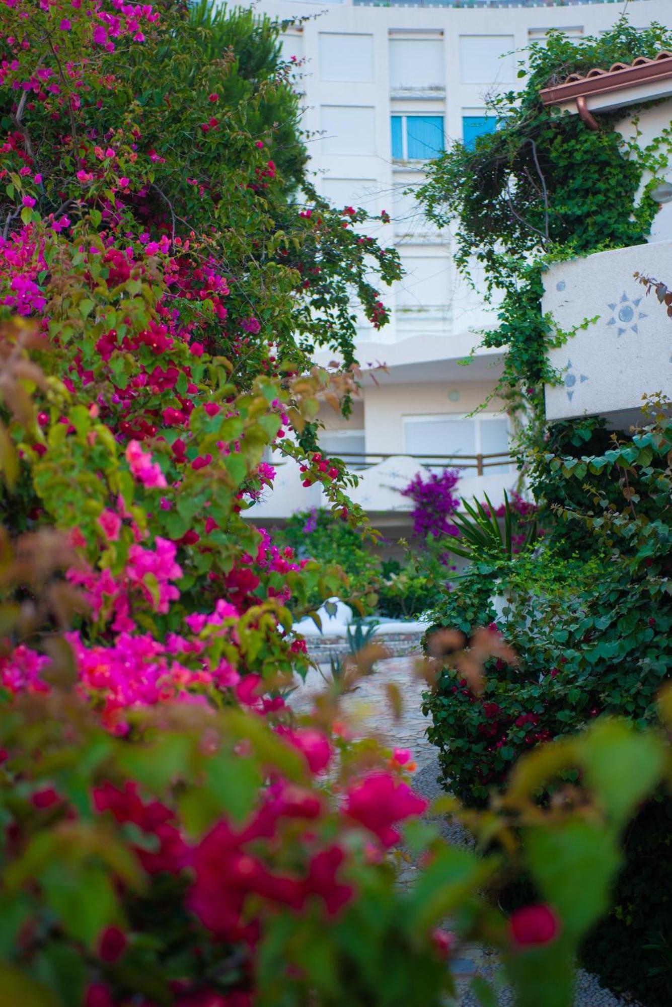 Bougainville Bay Apartments Sarandë Eksteriør bilde