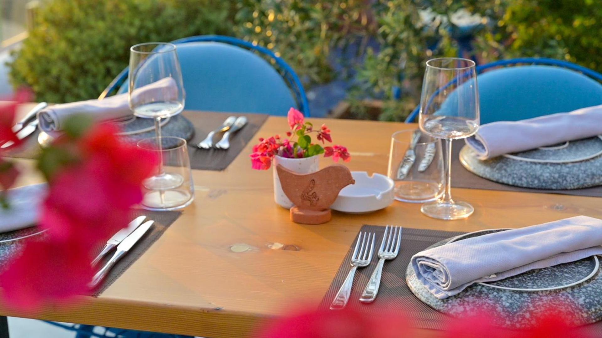 Bougainville Bay Apartments Sarandë Eksteriør bilde