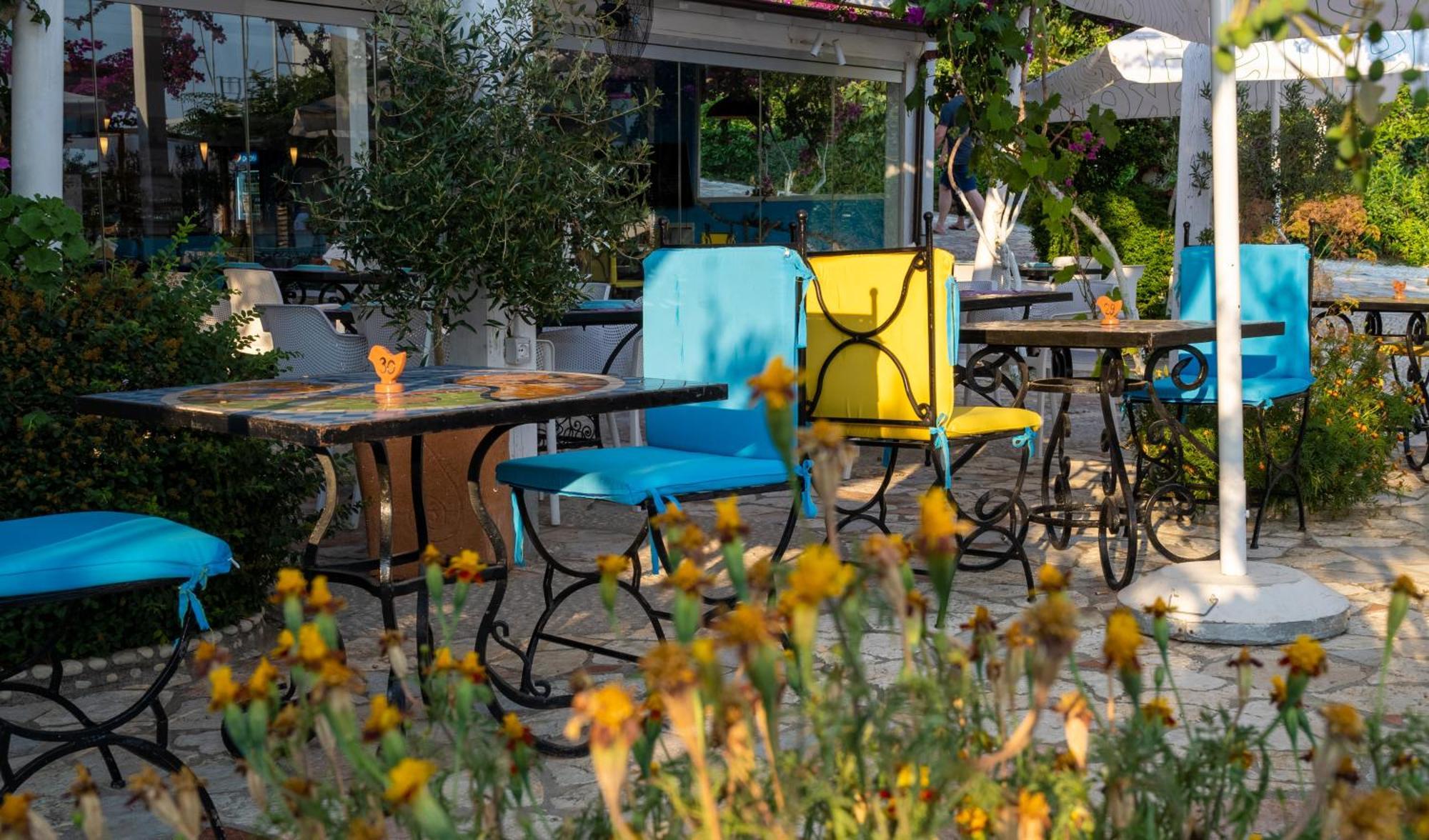 Bougainville Bay Apartments Sarandë Eksteriør bilde
