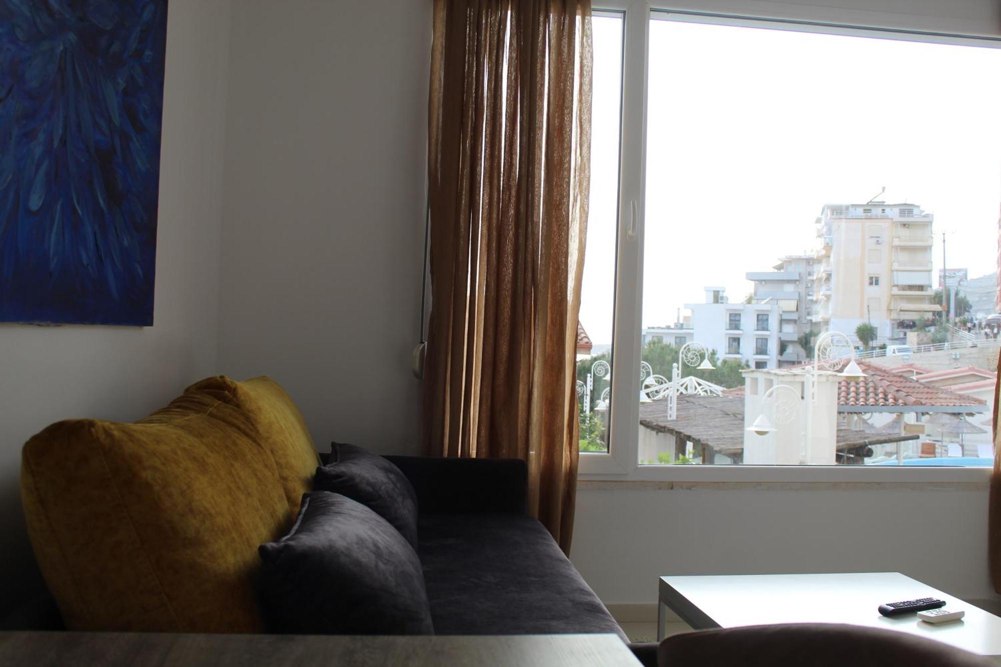 Bougainville Bay Apartments Sarandë Rom bilde