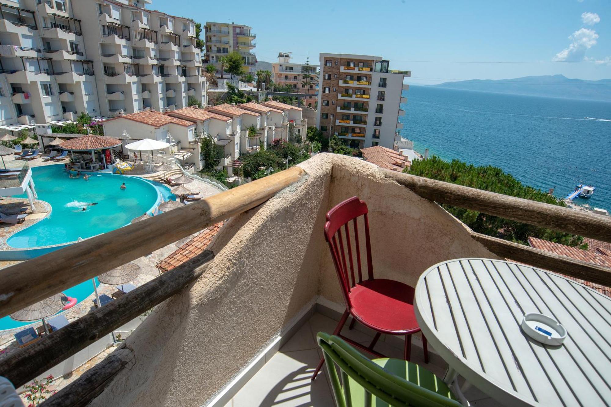 Bougainville Bay Apartments Sarandë Rom bilde